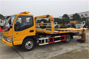 白沙哪里有拖车服务