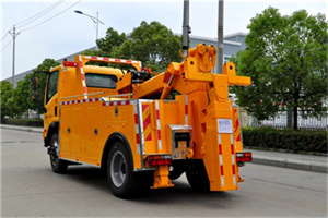 白沙高速路拖车费