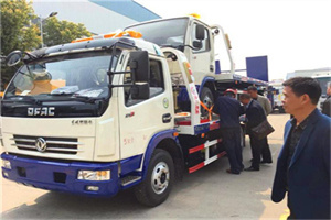 白沙汽车道路救援拖车价格